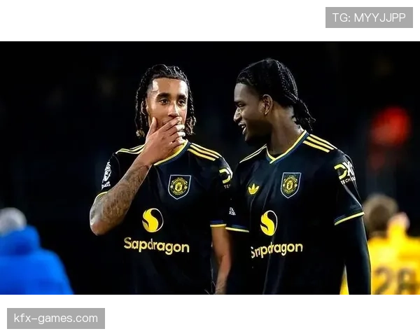 卡梅隆·阿彻闪耀英超赛场,助球队逆转取胜表现抢眼 卡梅隆·阿彻闪耀英超赛场,助球队逆转取胜表现抢眼