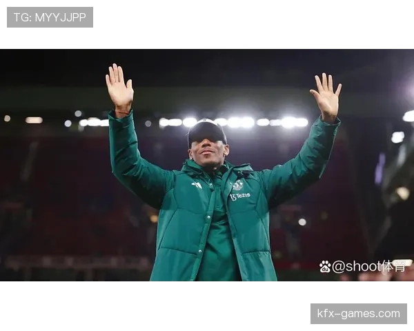 加拉塔萨雷调整转会策略，聚焦年轻潜力新星以提升球队竞争力