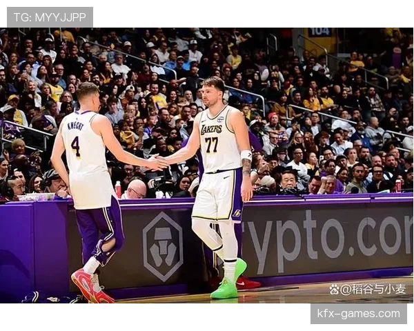 戈贝尔篮下封堵提升防守强度拉开湖人内线对比差距