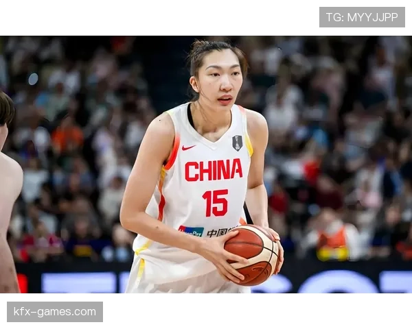 韩旭在WNBA省吃俭用，回国一顿火锅吃掉半个月工资